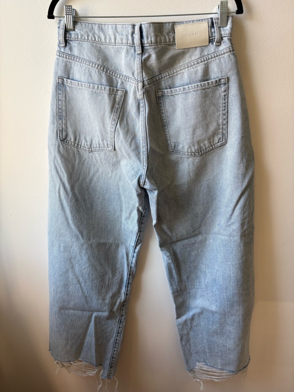 DL1961 Taylor High Rise Barrel Jeans - Picture 6 of 7